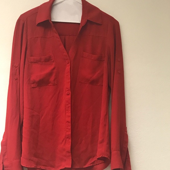 The Limited Ashton top in red - Picture 2 of 3